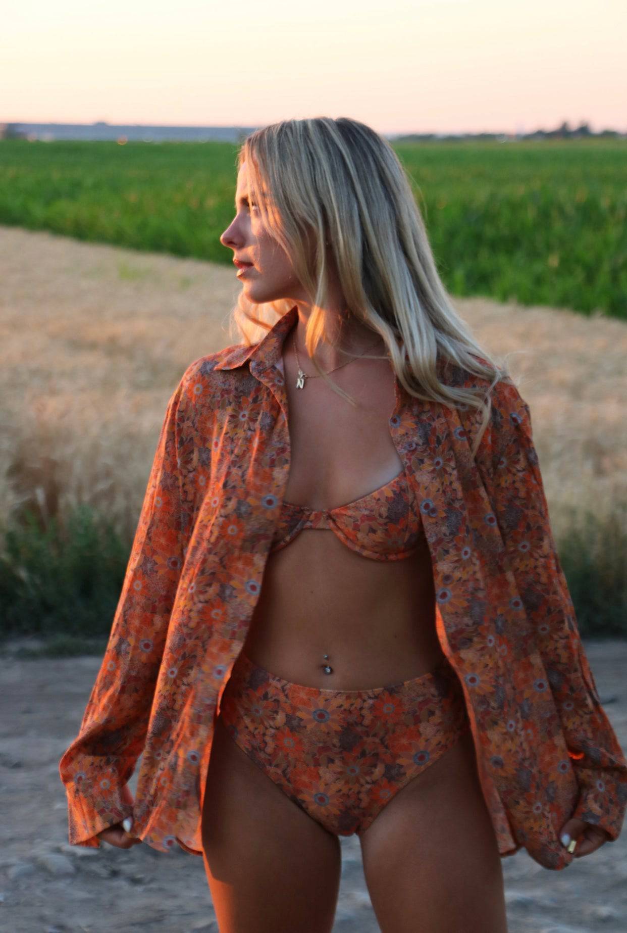 Avery Beach Shirt - Waev Sports