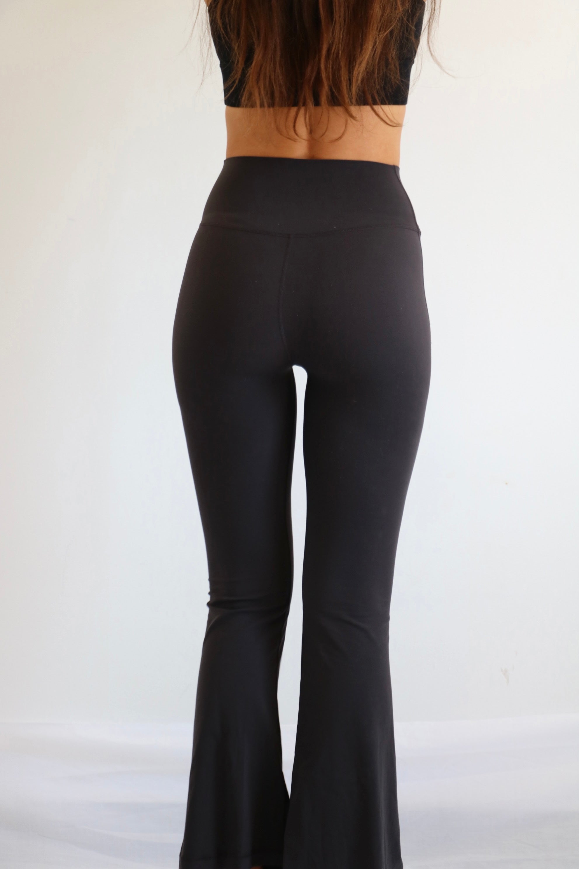 Kaia Yoga Flares - Dark Grey