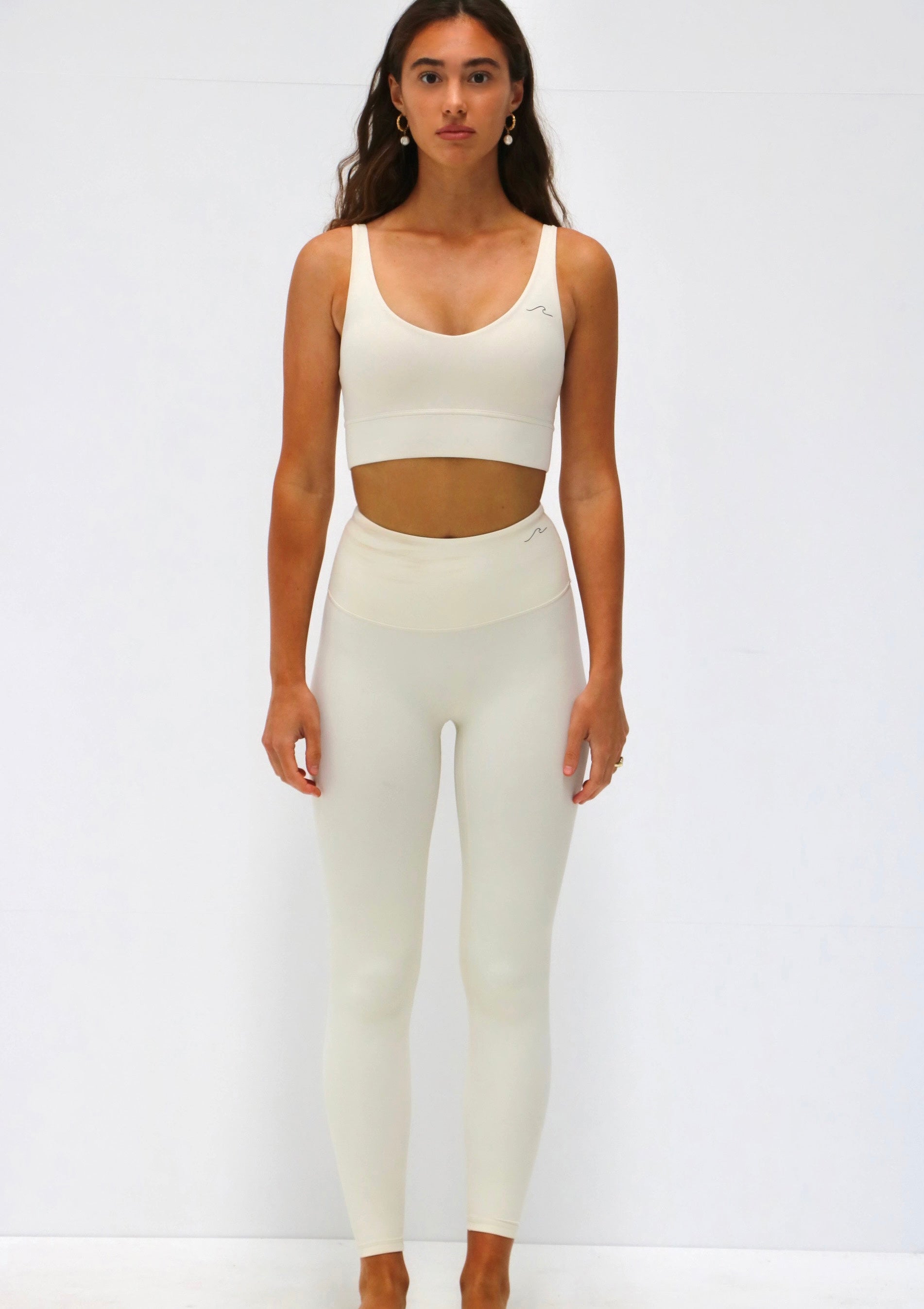 Lola sports bra ~ Ivory