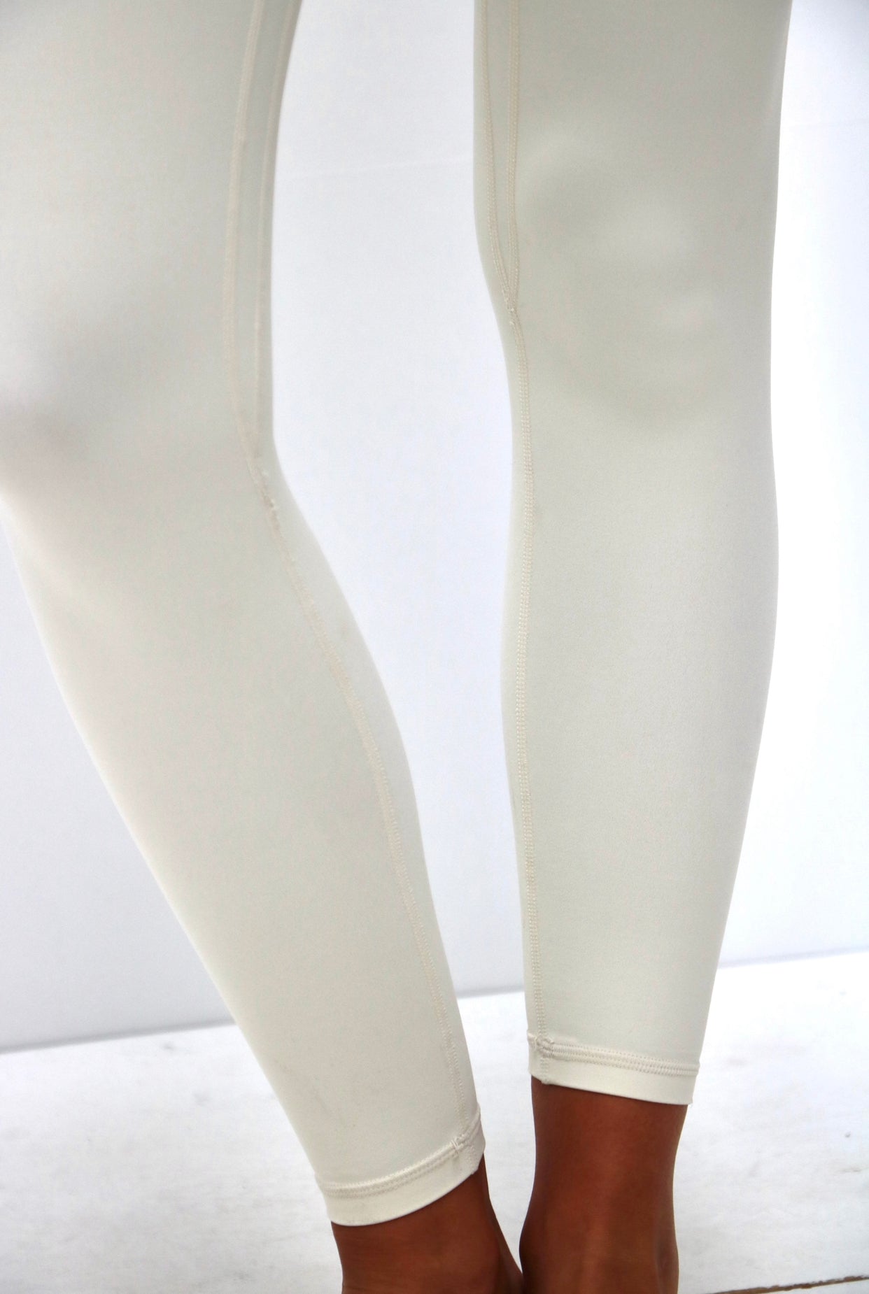 Lola Leggings ~ Ivory