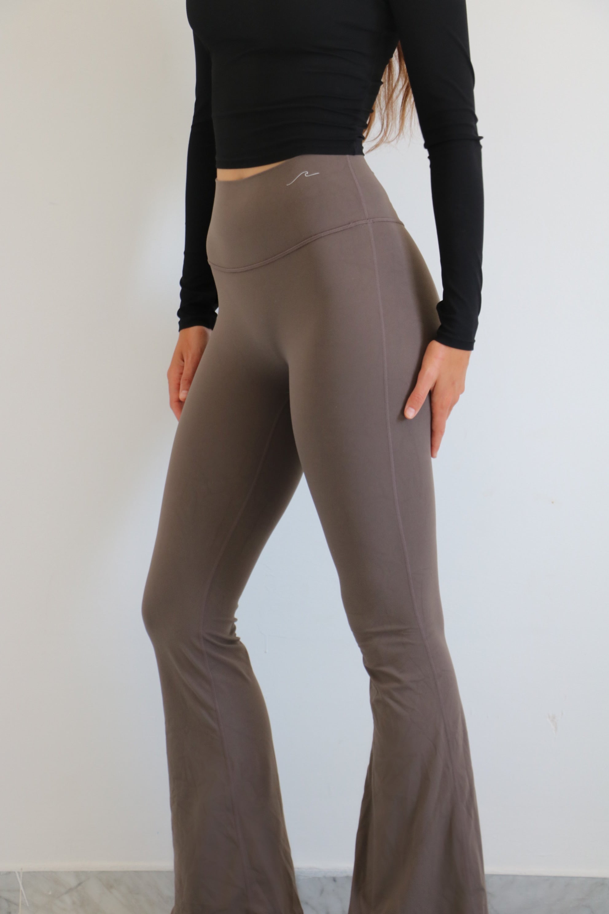 Kaia Yoga Flares - Light Grey